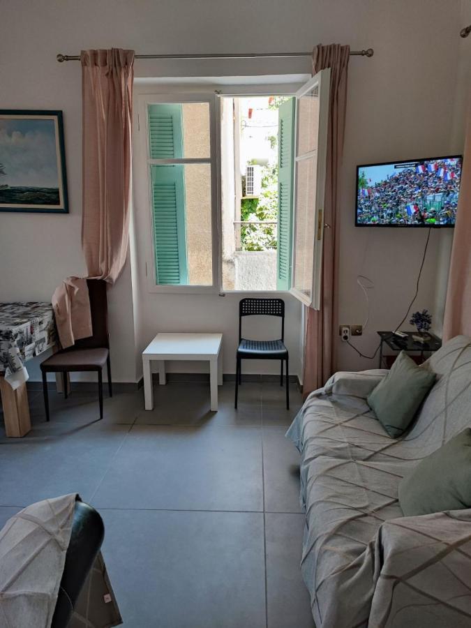 Apartamento Ευχάριστο Σπίτι Στο Κέντρο Της Πόλης Του Ναυπλίου. Nauplia Exterior foto