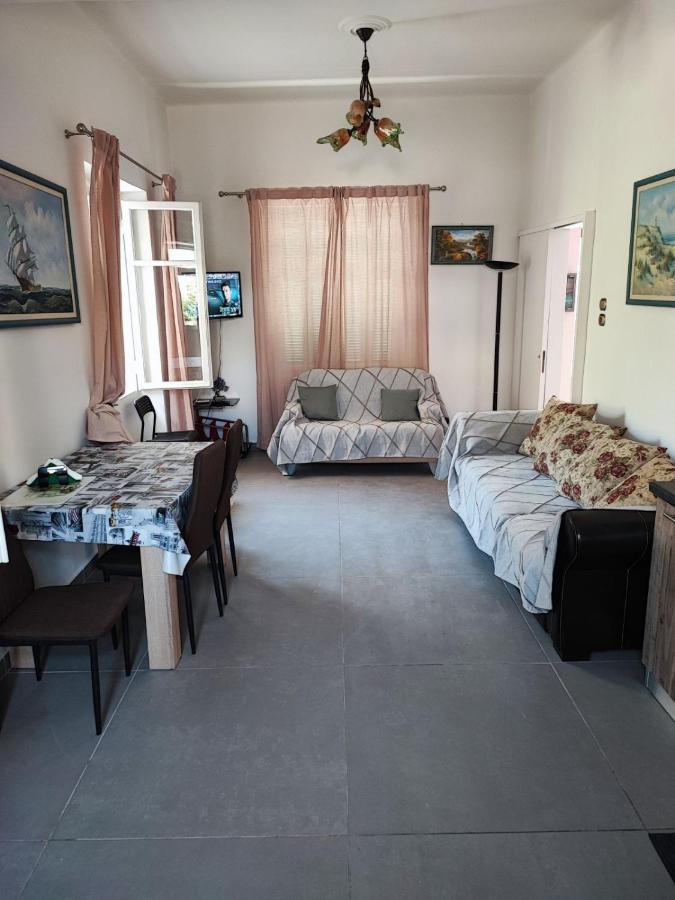 Apartamento Ευχάριστο Σπίτι Στο Κέντρο Της Πόλης Του Ναυπλίου. Nauplia Exterior foto